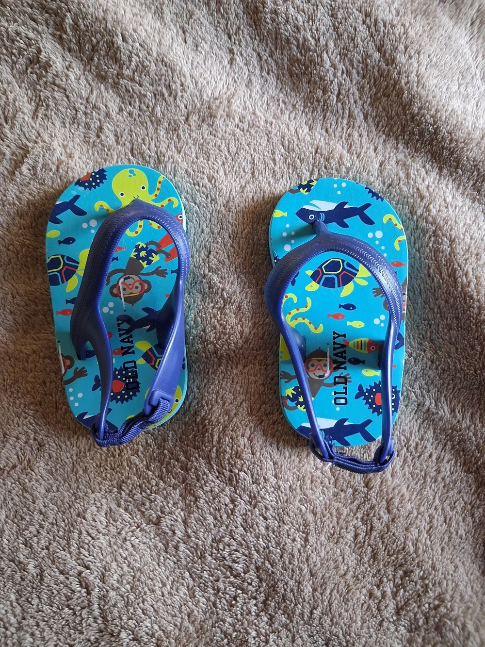 Old Navy Blue Ocean Animal Kids' Flip Flops With Back Strap Size 3